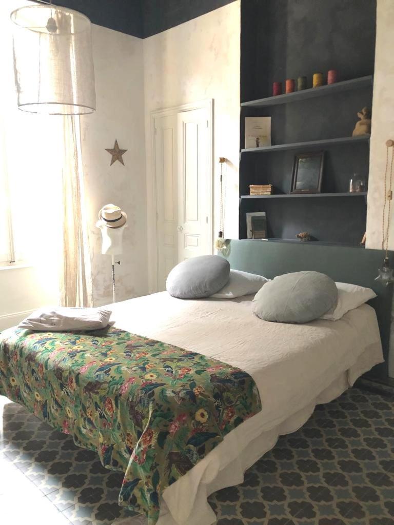 B&B Maison Felisa Sabran Esterno foto